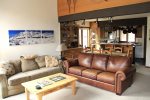 Mammoth Vacation Rental Sunrise 47 - Nice Living Room